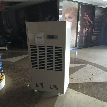 地下室很潮濕怎么辦，地下室除濕機(jī)管用